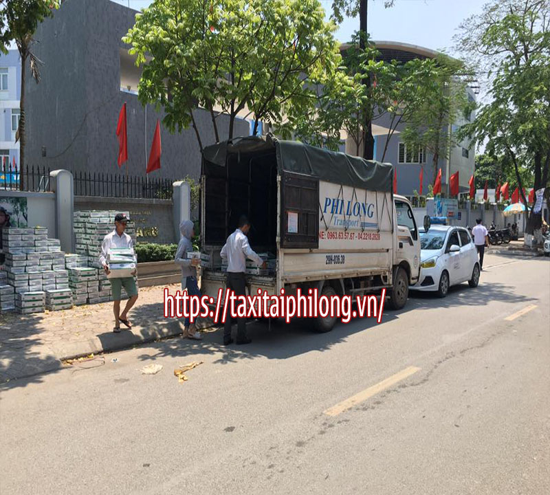 Taxi tải chất lượng Phi Long phố Duy Tân